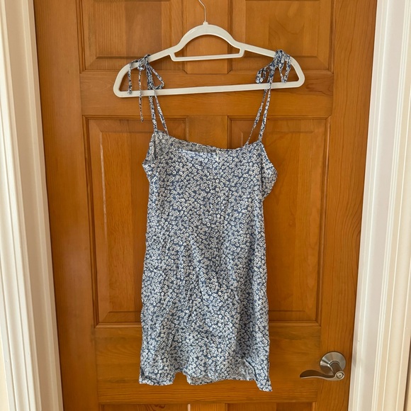 SHEIN Dress - Picture 2 of 2